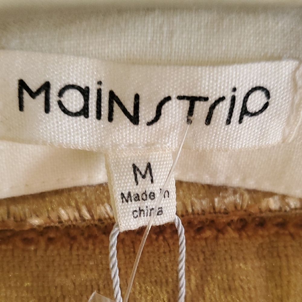 Main Strip Elegant Cream Dress   Size M - Picture 11 of 13